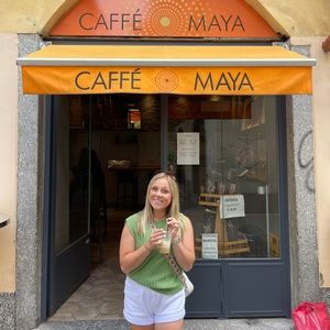 Meet your Posher, Mya